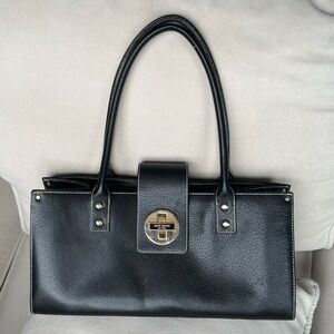 Kate Spade Black Leather Bag with magnetic twist lock buckle in brass and zipper